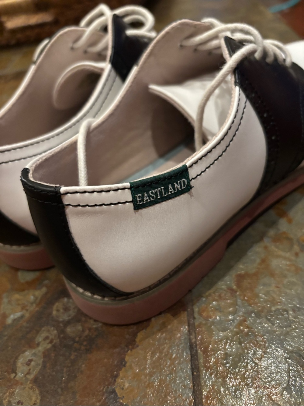 Eastland Saddle Shoes - Picture 8 of 10